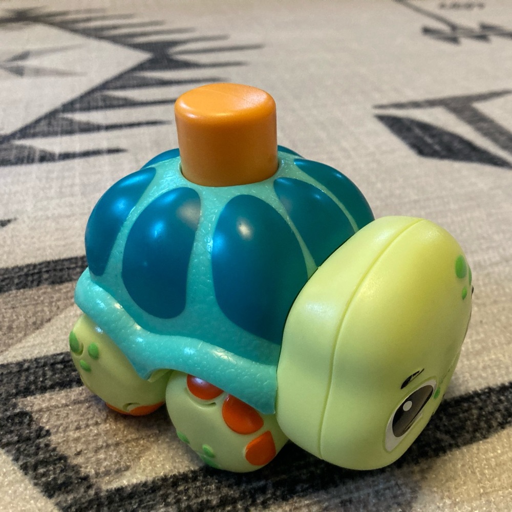 Touch N Go Turtle - Picture 2 of 3